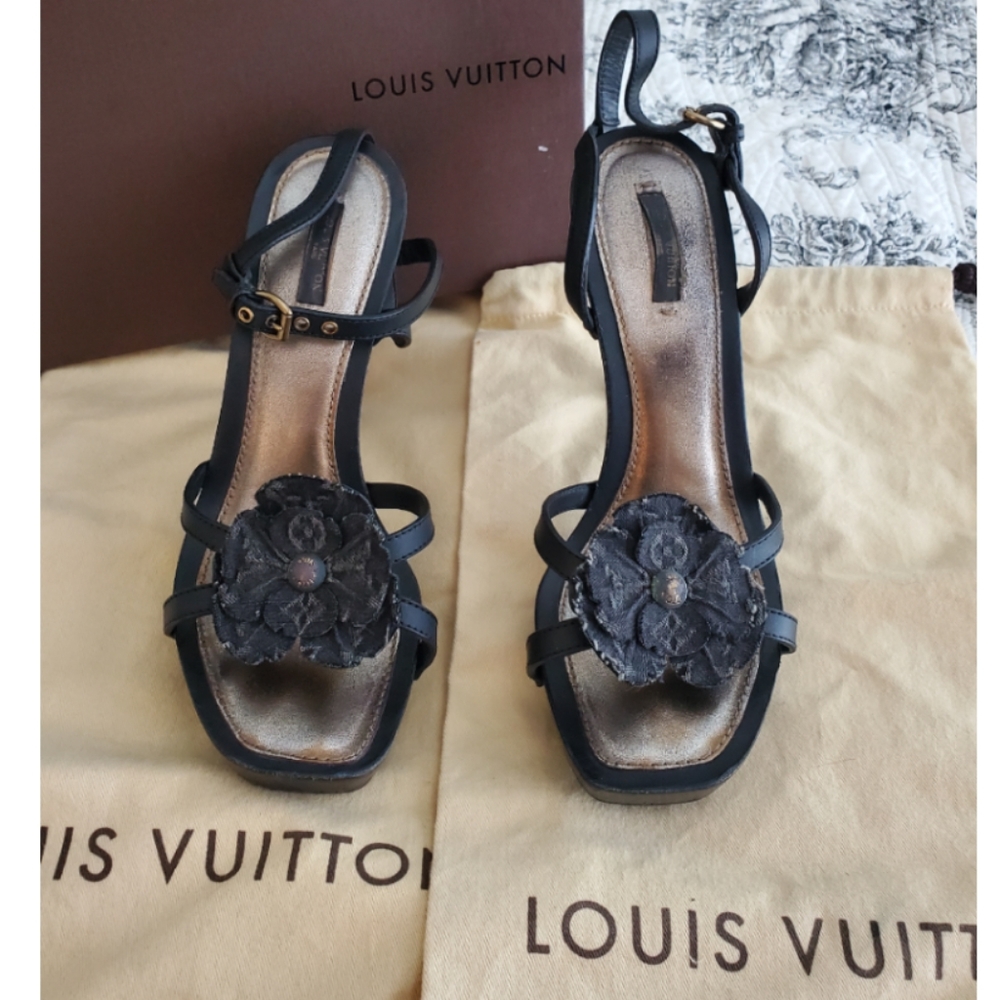 LOUIS VUITTON Platform Sandals w/Box & Dust Bags